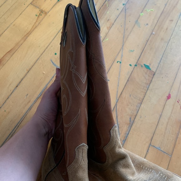 Vintage Acme men suede dingo Brown and Tan Western Cowboy Boots - Picture 5 of 8